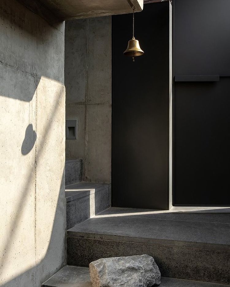 56E99A60-3D50-481A-8256-4217393FBE54